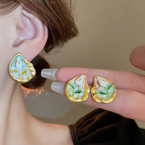 Big Tulip Studs