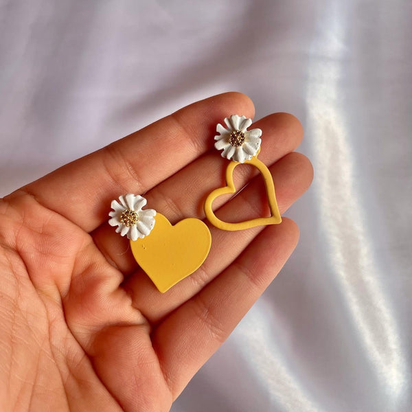 Yellow Asymmetrical Daisy Hearts