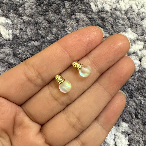 Tiny Bulb Studs