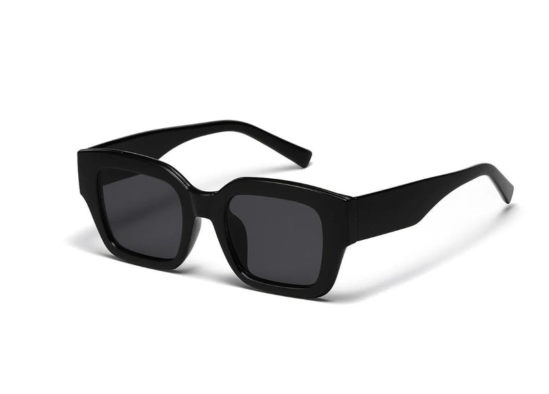 Miranda Classic Sunnies- Black