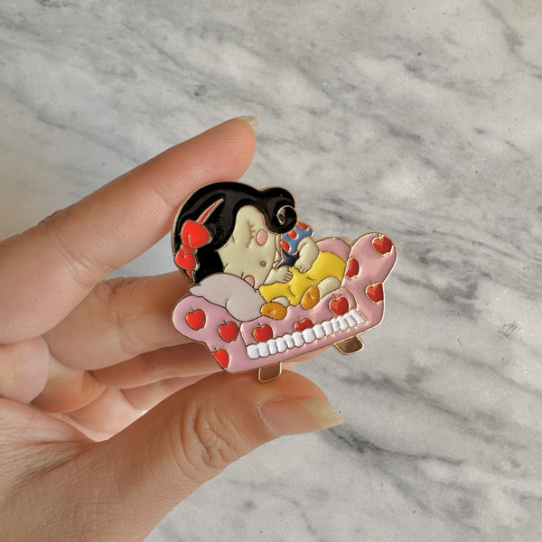 Sleeping Snow White Brooch Enamel Pin