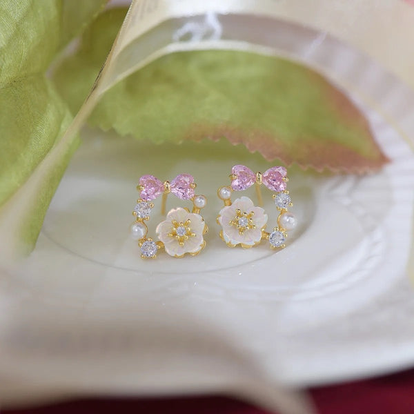 Mini Wreath Studs