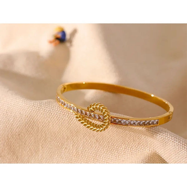 18K Gold Plated Studded Leaf Bracelet