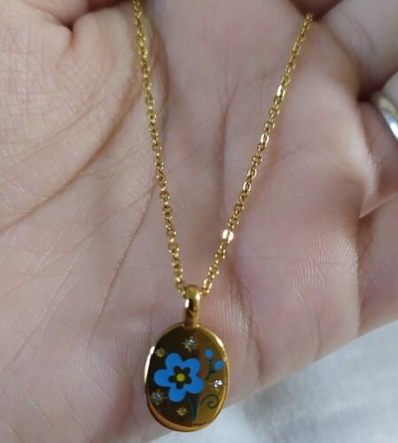 18K Gold Plated Blue Floral Stamp Necklace photo review